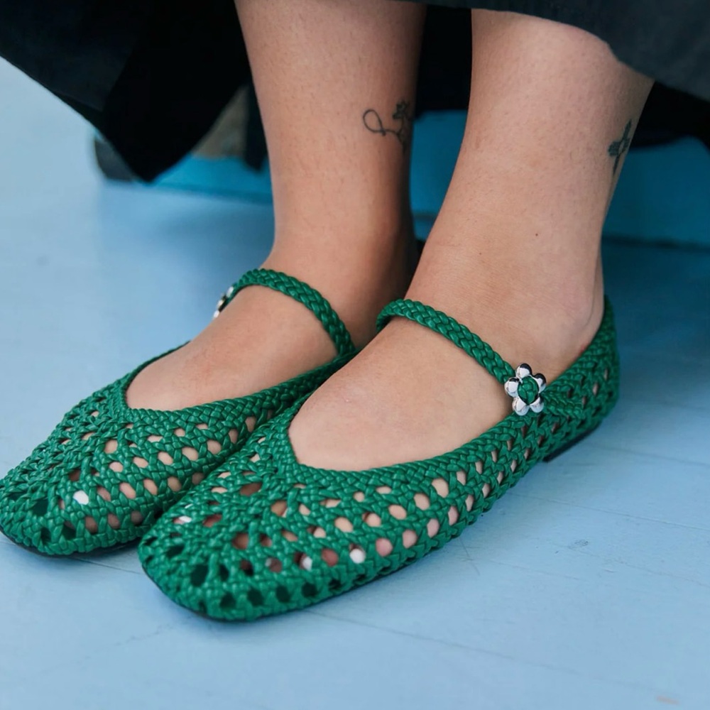 Lisa Says Gah Candice Flats - BNIB - Picture 3 of 6